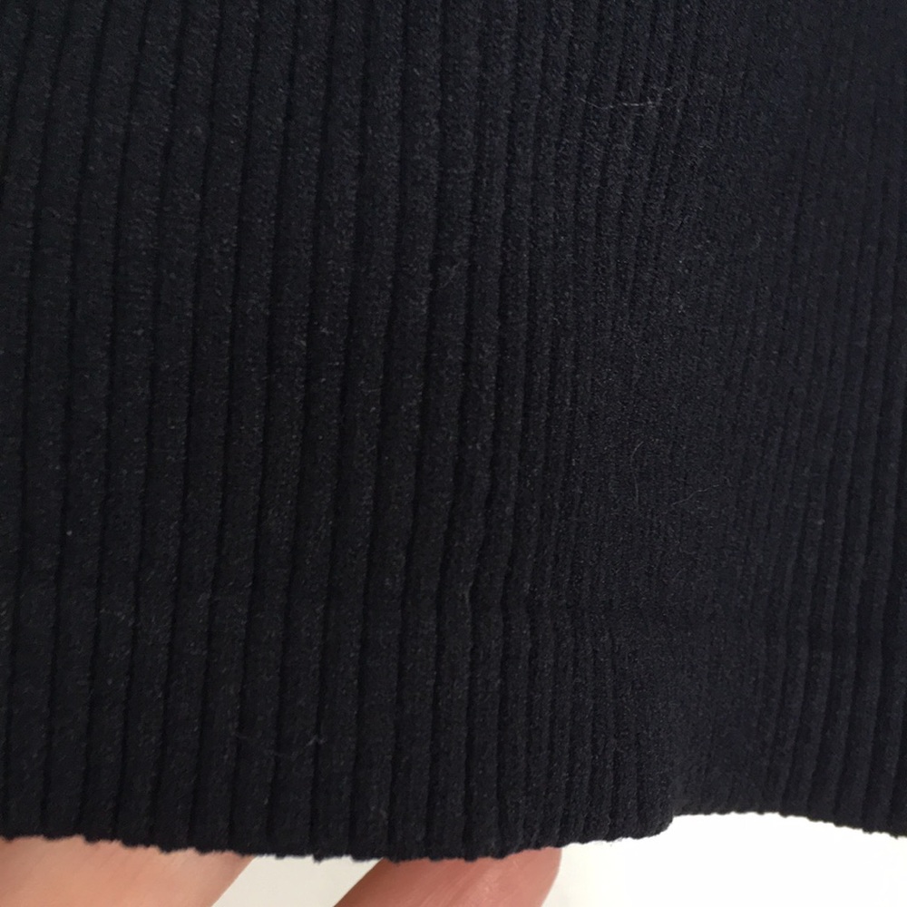 NWOT Zara Cropped Sleeveless Mock Neck Top - Picture 2 of 4